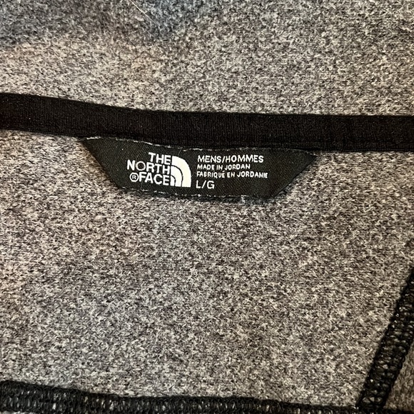 Mens The North Face half zip. Size L - Picture 3 of 4